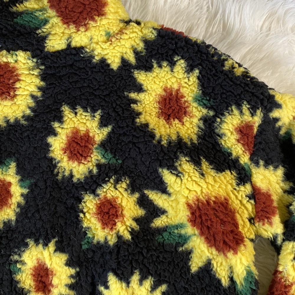 Shein • Sunflower Print Teddy Jacket - Picture 7 of 9